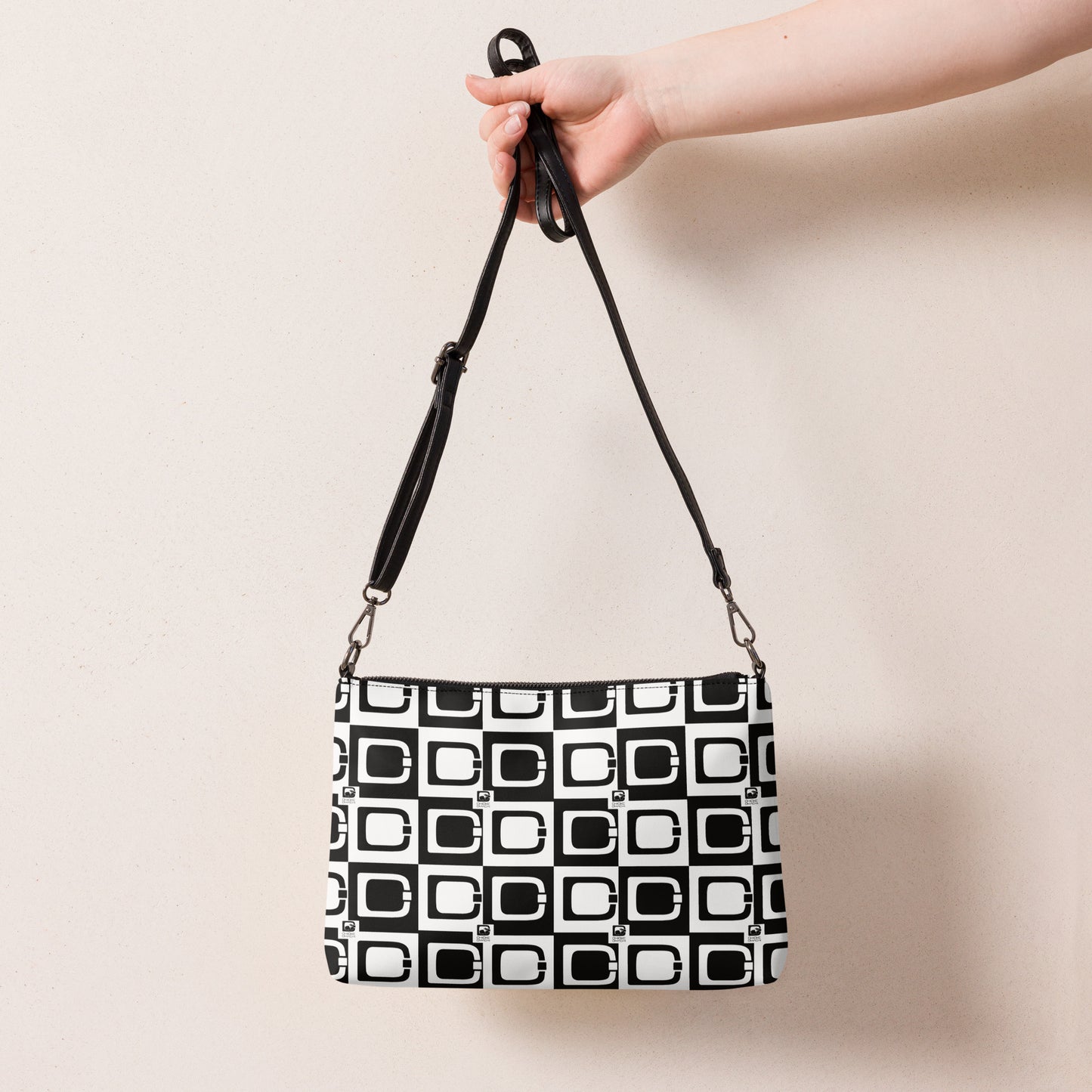 Dmachi Crossbody bag