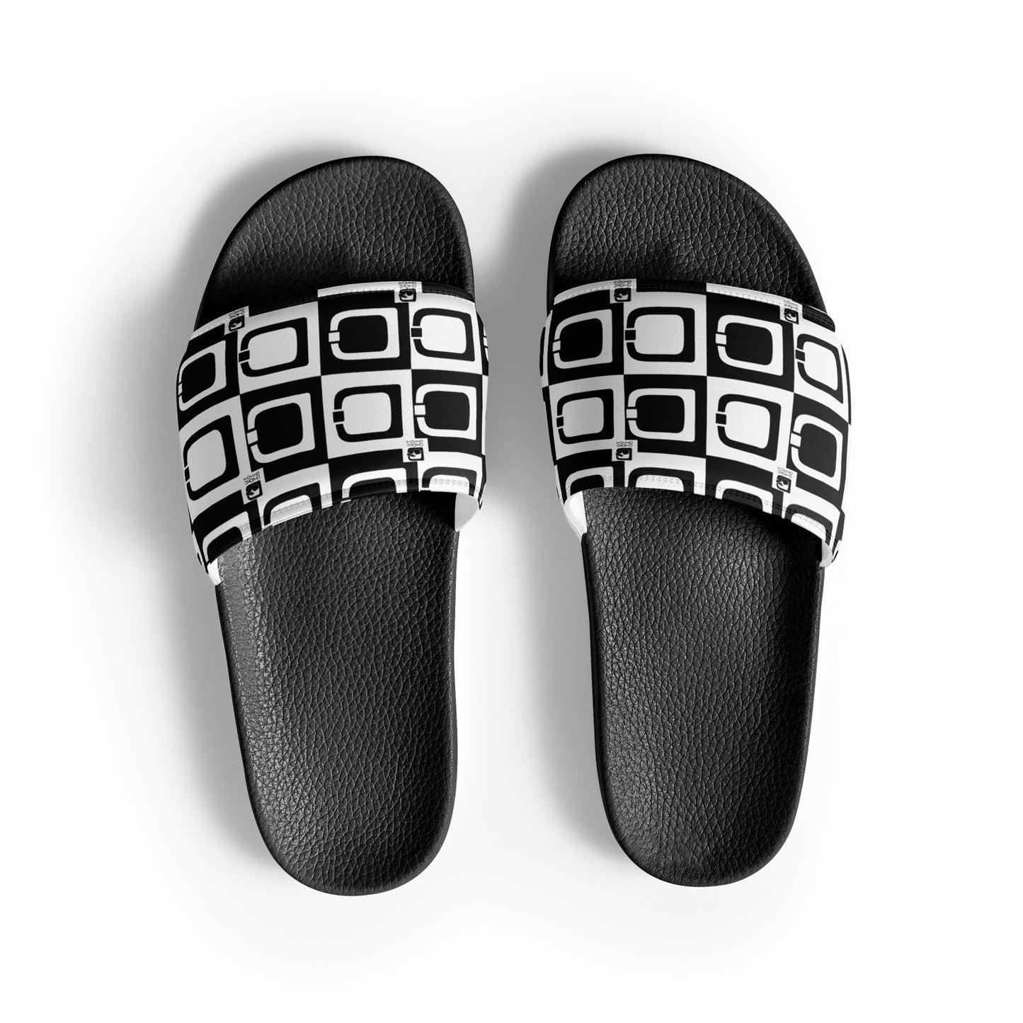 Dmachi slides for her